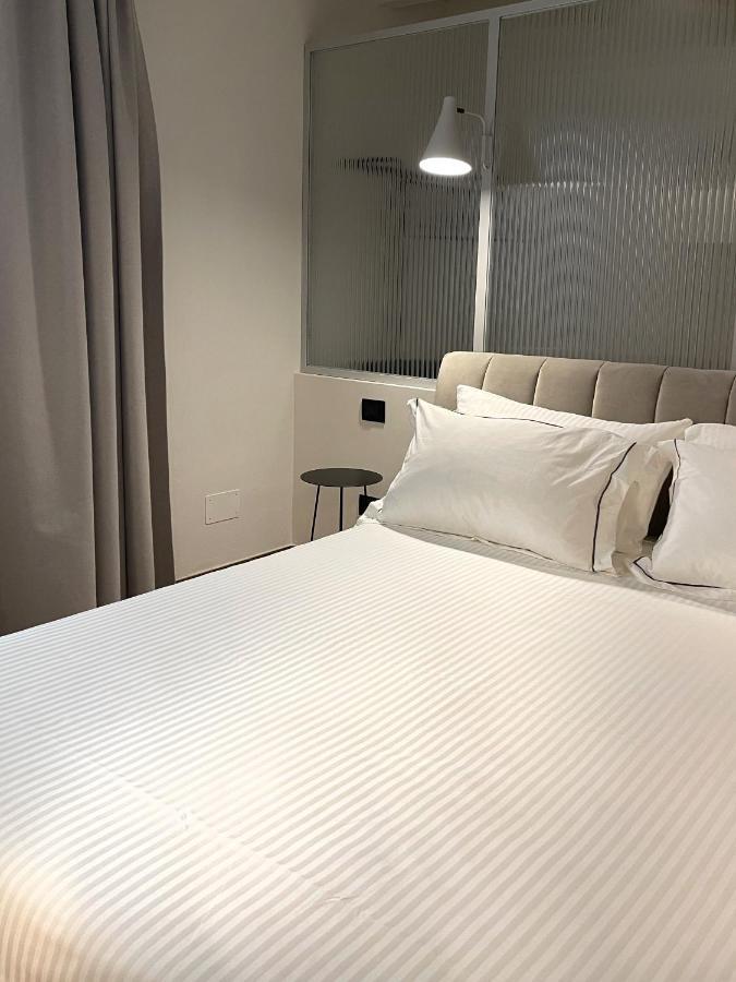 Raha Suites Сиракуза Екстериор снимка
