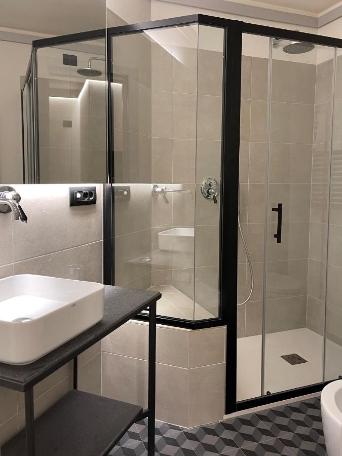 Raha Suites Сиракуза Екстериор снимка