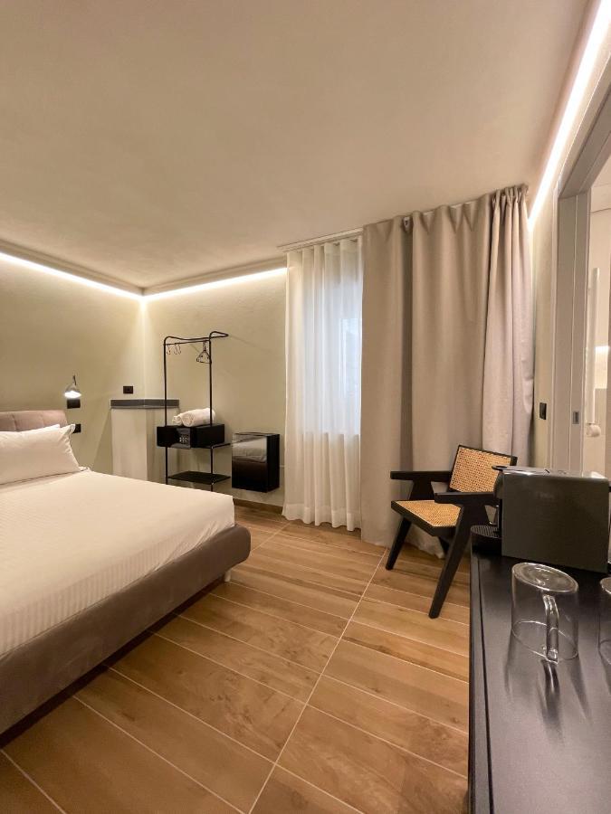 Raha Suites Сиракуза Екстериор снимка