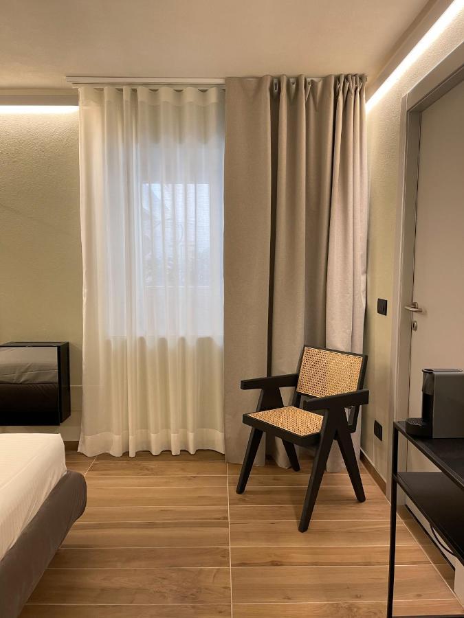 Raha Suites Сиракуза Екстериор снимка