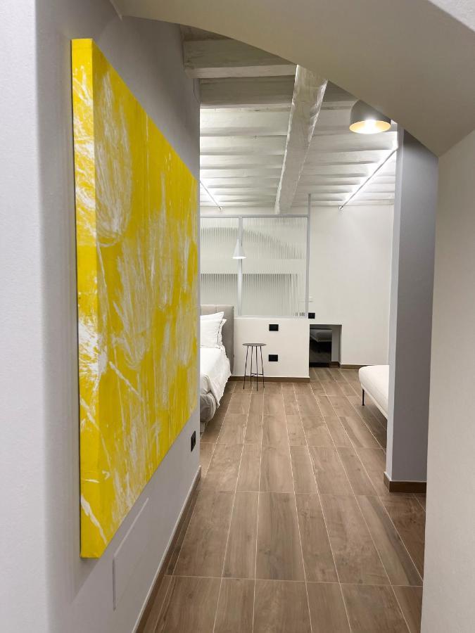 Raha Suites Сиракуза Екстериор снимка