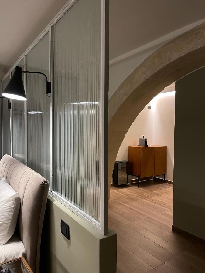 Raha Suites Сиракуза Екстериор снимка