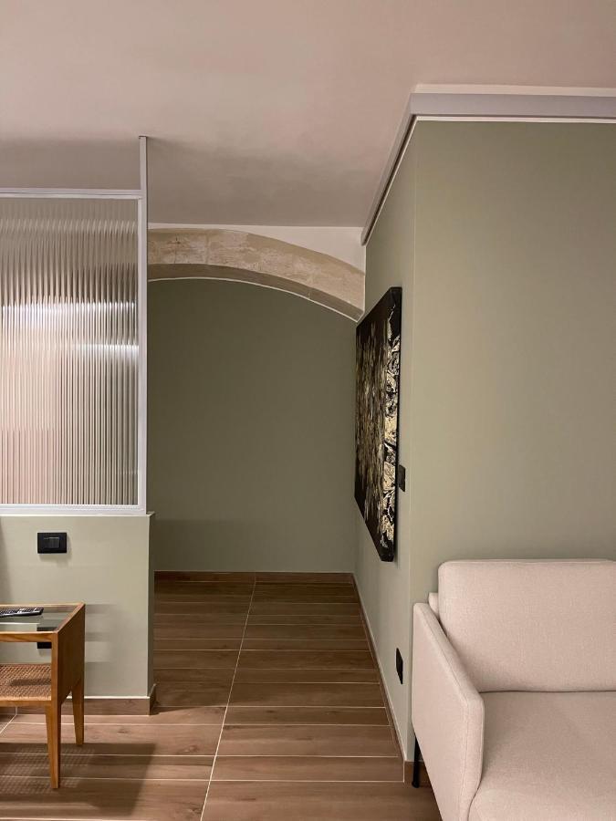 Raha Suites Сиракуза Екстериор снимка