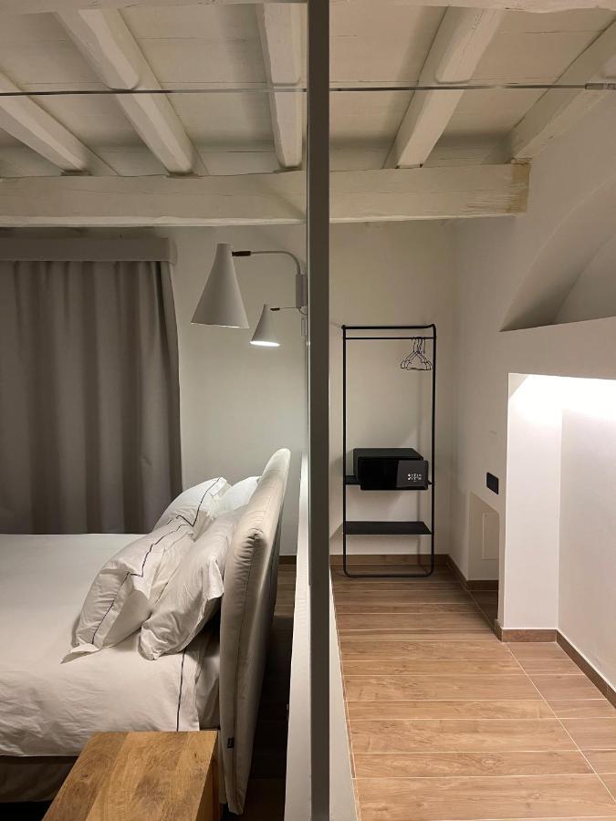 Raha Suites Сиракуза Екстериор снимка