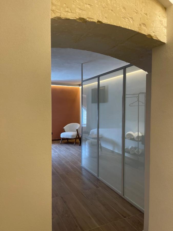 Raha Suites Сиракуза Екстериор снимка