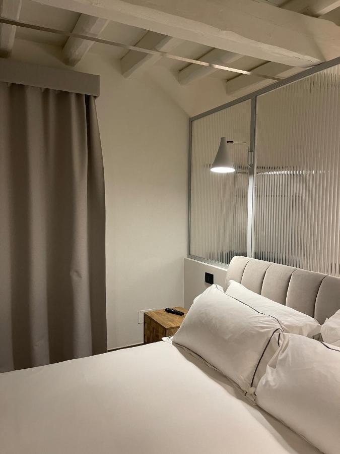 Raha Suites Сиракуза Екстериор снимка